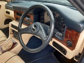 Used Aston Martin Virage 1991 for sale - 75950496: Photo