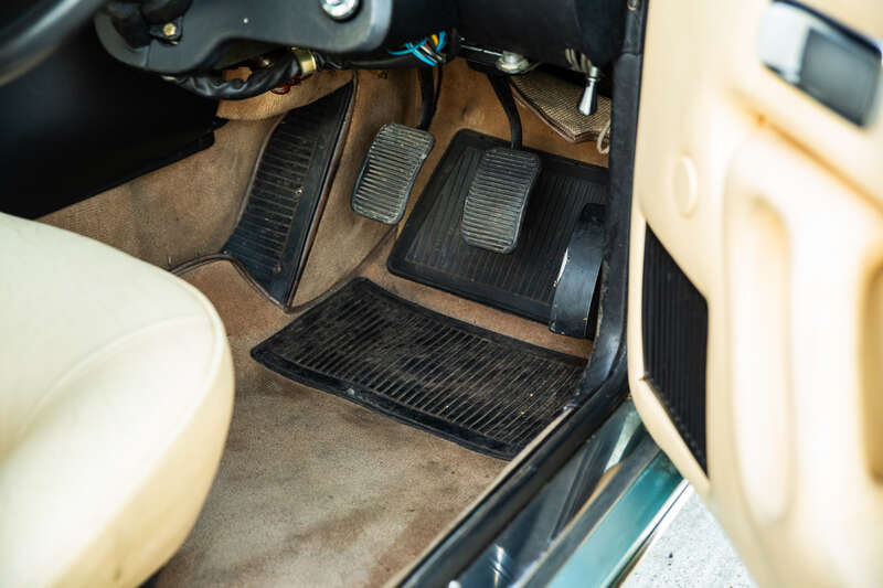 Used Ferrari 400i 1976 for sale - 77769861: Photo 14