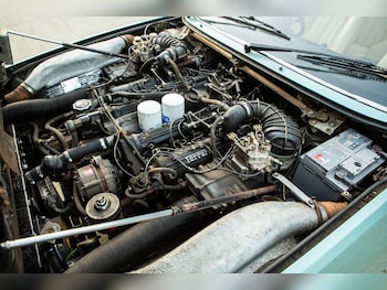 Used Ferrari 400i 1980 for sale - 77769861: Photo