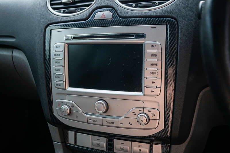 Used Ford Focus 2010 for sale - 76180037: Photo 21