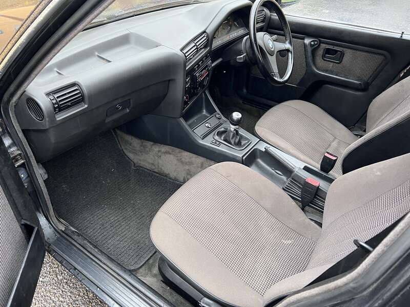 Used BMW 3 Series for sale - 77672060: Photo 2