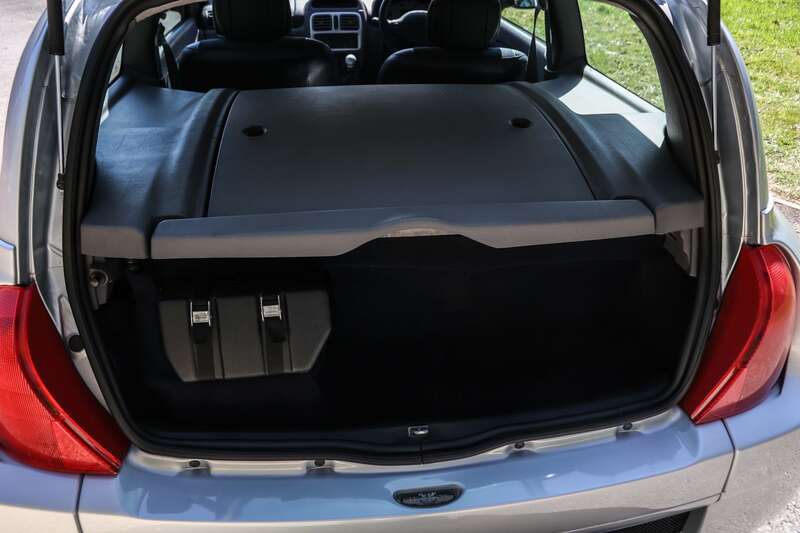 Used Renault Clio 2002 for sale - 78141745: Photo 19