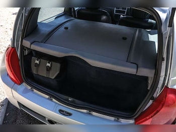 Used Renault Clio 2002 for sale - 78141745: Photo