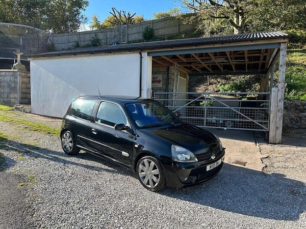 Used Renault Clio 2005 for sale - 76296597: Photo 10