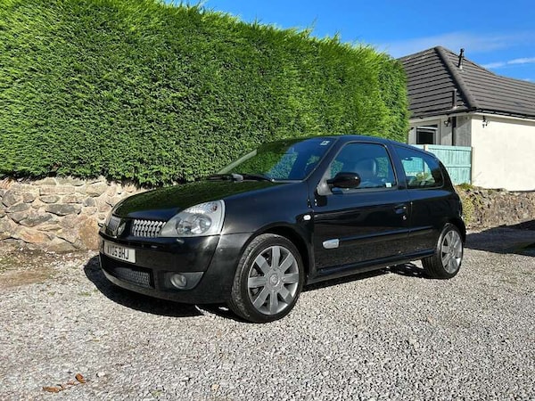 Used Renault Clio 2005 for sale - 76296597: Photo 12