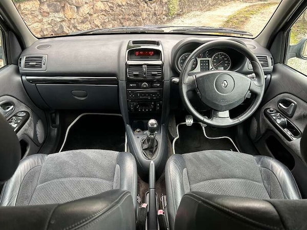 Used Renault Clio 2005 for sale - 76296597: Photo 19