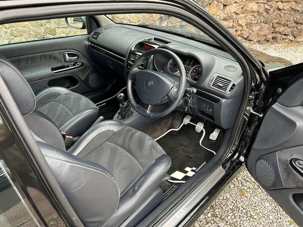 Used Renault Clio 2005 for sale - 76296597: Photo 21