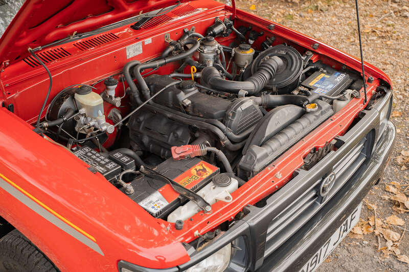 Used Toyota Hilux 1996 for sale - 76271360: Photo 21