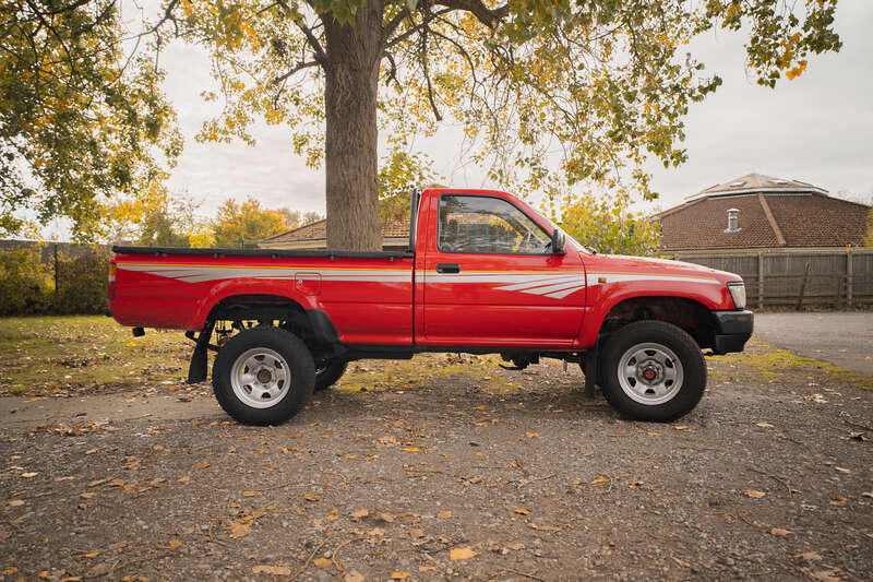 Used Toyota Hilux 1996 for sale - 76271360: Photo 5