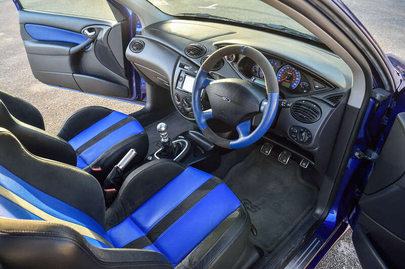 Used Ford Focus 2003 for sale - 77754384: Photo 2