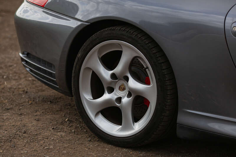 Used Porsche 911 2003 for sale - 76248369: Photo 10