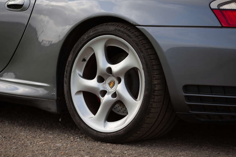 Used Porsche 911 2003 for sale - 76248369: Photo 21