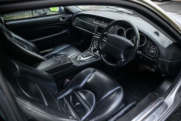 Used Jaguar XKRS 2006 for sale - 76216453: Photo 2