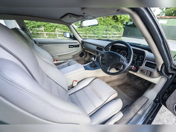Used Jaguar XJS 1995 for sale - 75416182: Photo