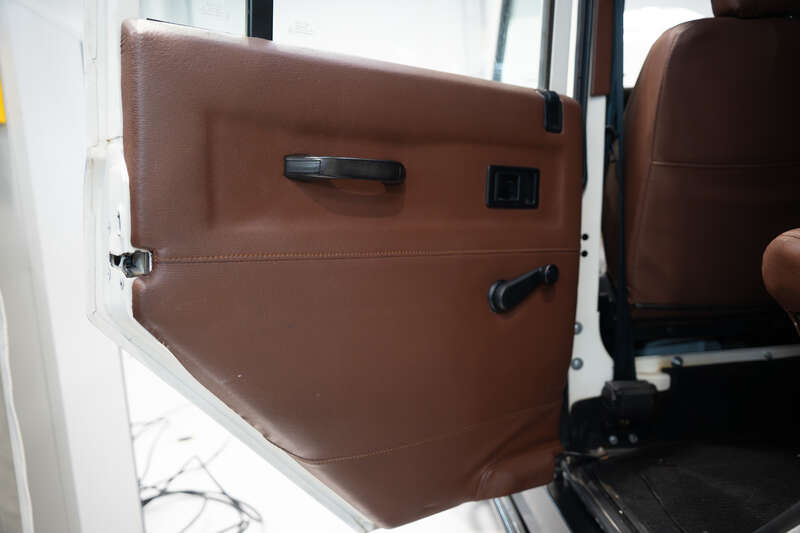 Used Land Rover Defender for sale - 77724329: Photo 25