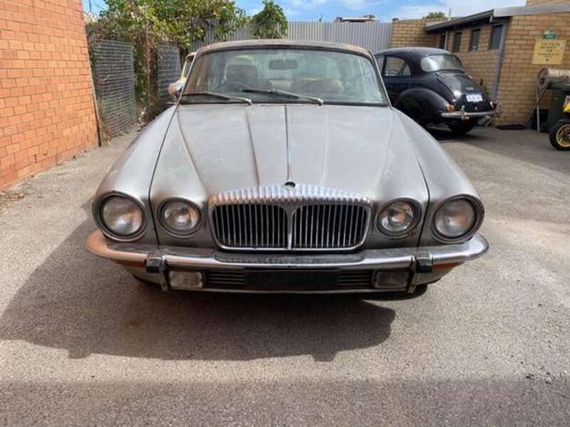 Used Daimler Double Six 2021 for sale - 76021547: Photo 1