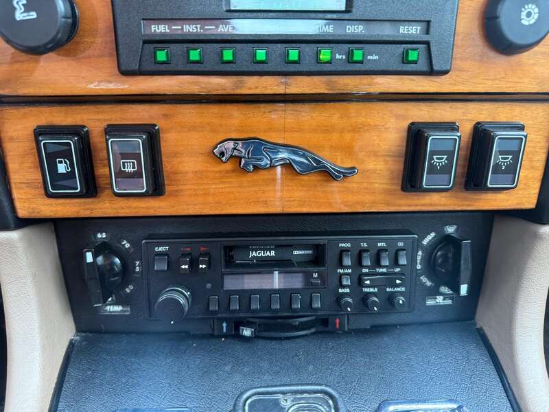 Used Jaguar XJ 2025 for sale - 77724333: Photo 16