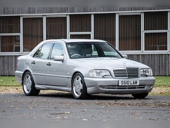 Mercedes-Benz - C-Class