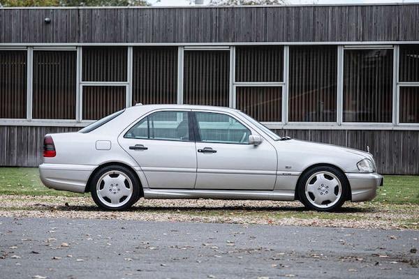 Used Mercedes-Benz C-Class 1998 for sale - 76228645: Photo 4