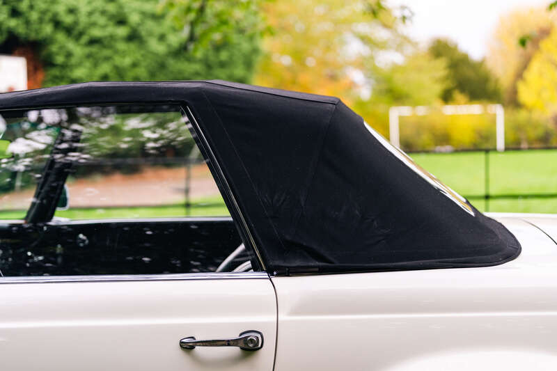 Used Mercedes-Benz 230 SL 2021 for sale - 76350311: Photo 19