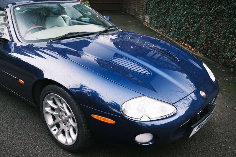 Used Jaguar XK8 2001 for sale - 77400932: Photo 8