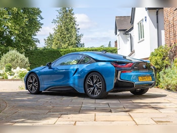 Used BMW i8 2015 for sale - 79475851: Photo