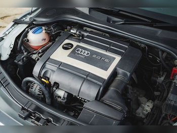 Used Audi TT 2010 for sale - 77696888: Photo