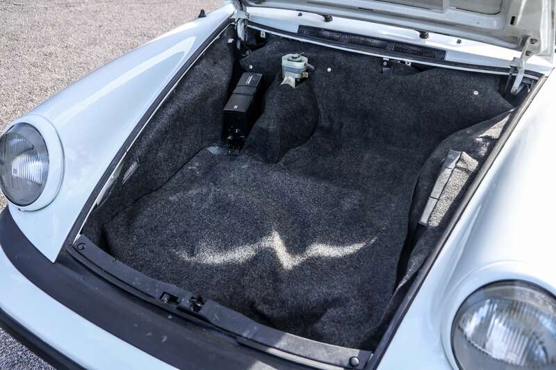 Used Porsche 911 1983 for sale - 77754394: Photo 8