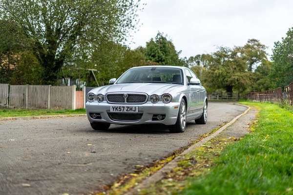 Used Jaguar XJ 2007 for sale - 76248368: Photo 11