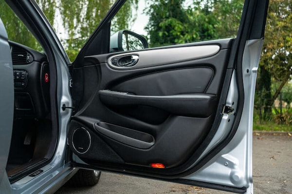 Used Jaguar XJ 2007 for sale - 76248368: Photo 17
