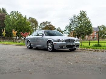Jaguar - XJ