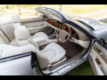 Used Jaguar XK8 2003 for sale - 75090676: Photo