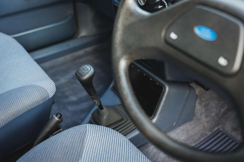 Used Ford Escort for sale - 76296580: Photo 14