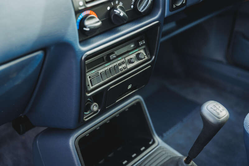 Used Ford Escort for sale - 76296580: Photo 20