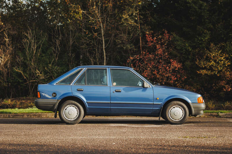 Used Ford Escort for sale - 76296580: Photo 5