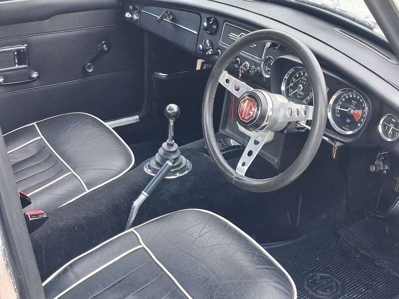 Used MG MGB GT 1969 for sale - 77550805: Photo 2