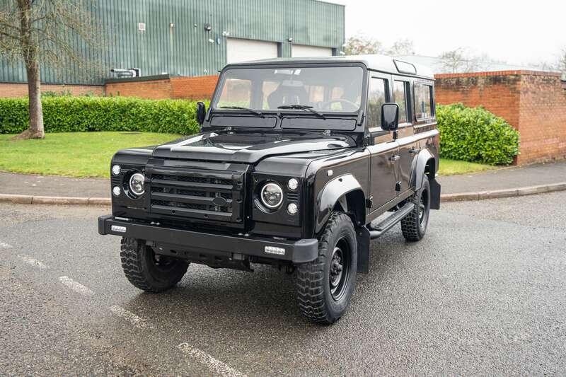 Used Land Rover Defender 110 for sale - 77724316: Photo 11