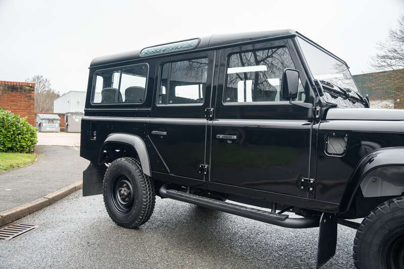 Used Land Rover Defender 110 for sale - 77724316: Photo 14