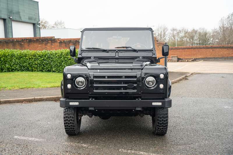 Used Land Rover Defender 110 for sale - 77724316: Photo 6