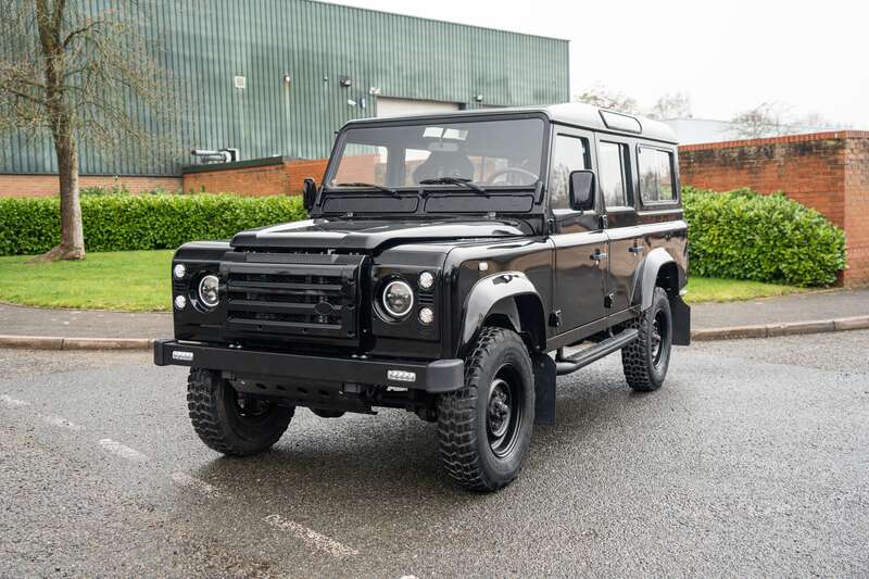 Used Land Rover Defender 110 for sale - 77724316: Photo 8