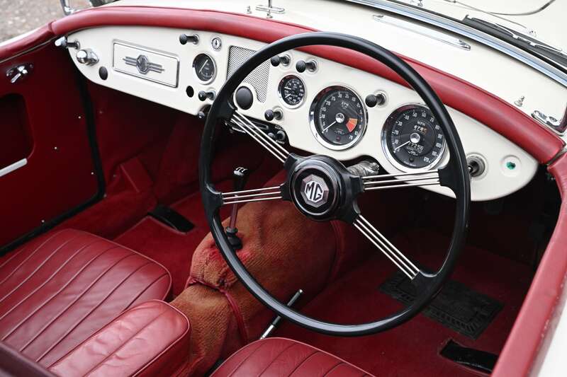 Used MG MGA for sale - 77738776: Photo 2