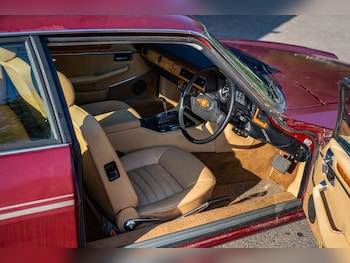 Used Jaguar XJS 1990 for sale - 76248365: Photo