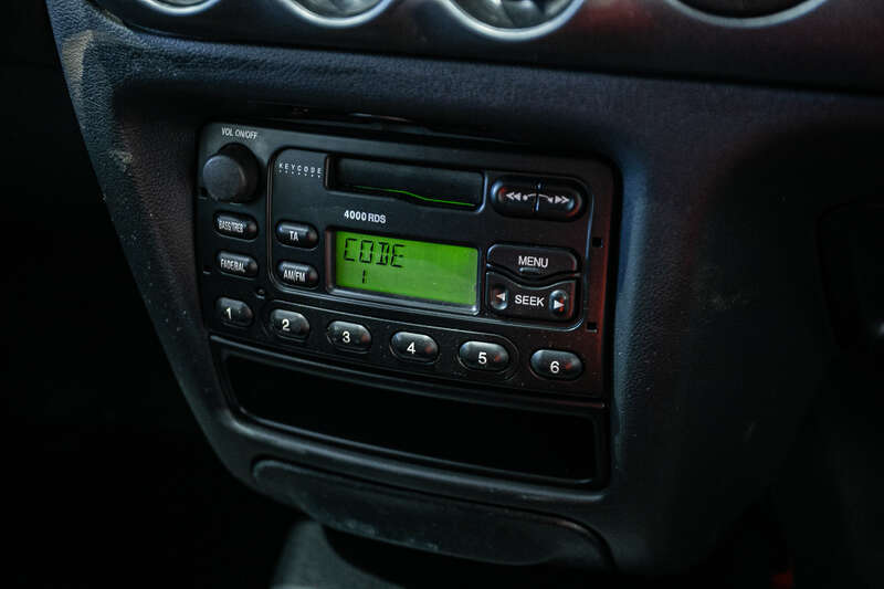 Used Ford Escort 2001 for sale - 77769807: Photo 21