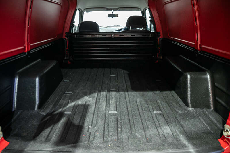 Used Ford Escort 2001 for sale - 77769807: Photo 24