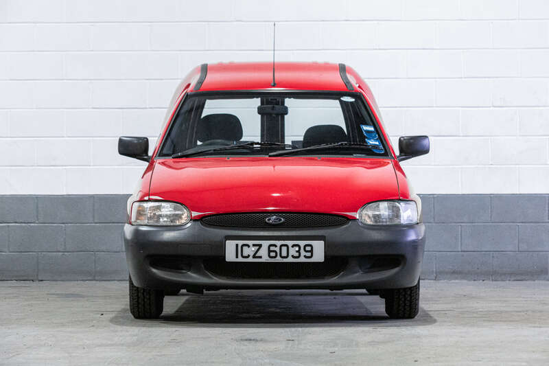 Used Ford Escort 2001 for sale - 77769807: Photo 6