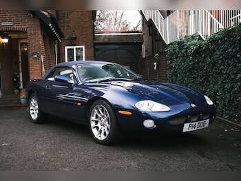 Used Jaguar XKR 2001 for sale - 77484673: Photo