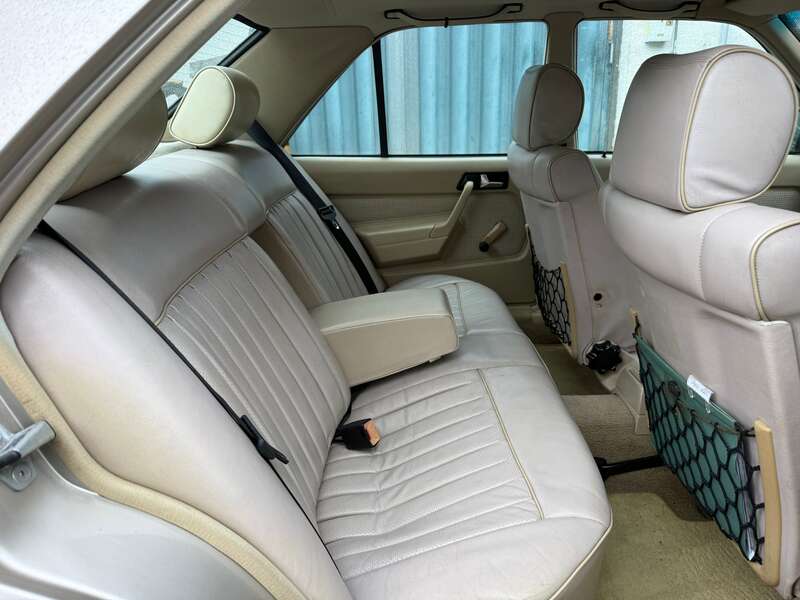 Used Mercedes-Benz 190 for sale - 77738784: Photo 10