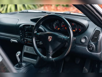 Used Porsche 911 2002 for sale - 76296608: Photo