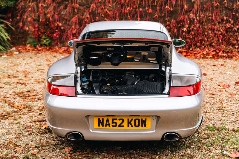 Used Porsche 911 2002 for sale - 76296608: Photo 3