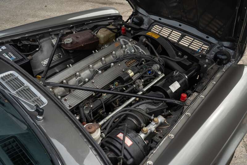 Used Jaguar XJC 1977 for sale - 76153930: Photo 3